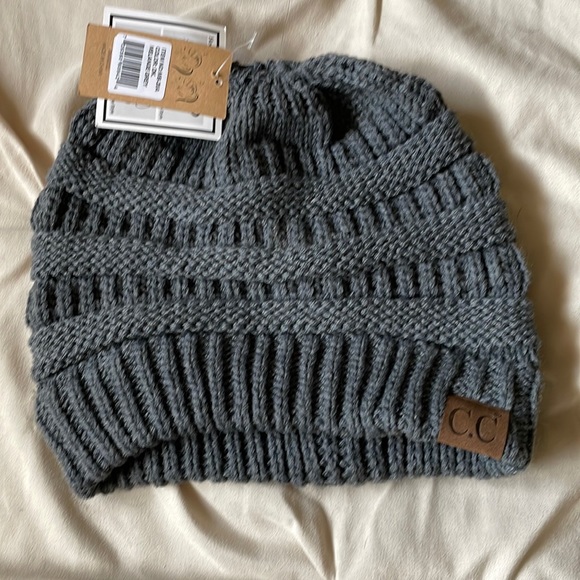 Cc beanie - Picture 1 of 2